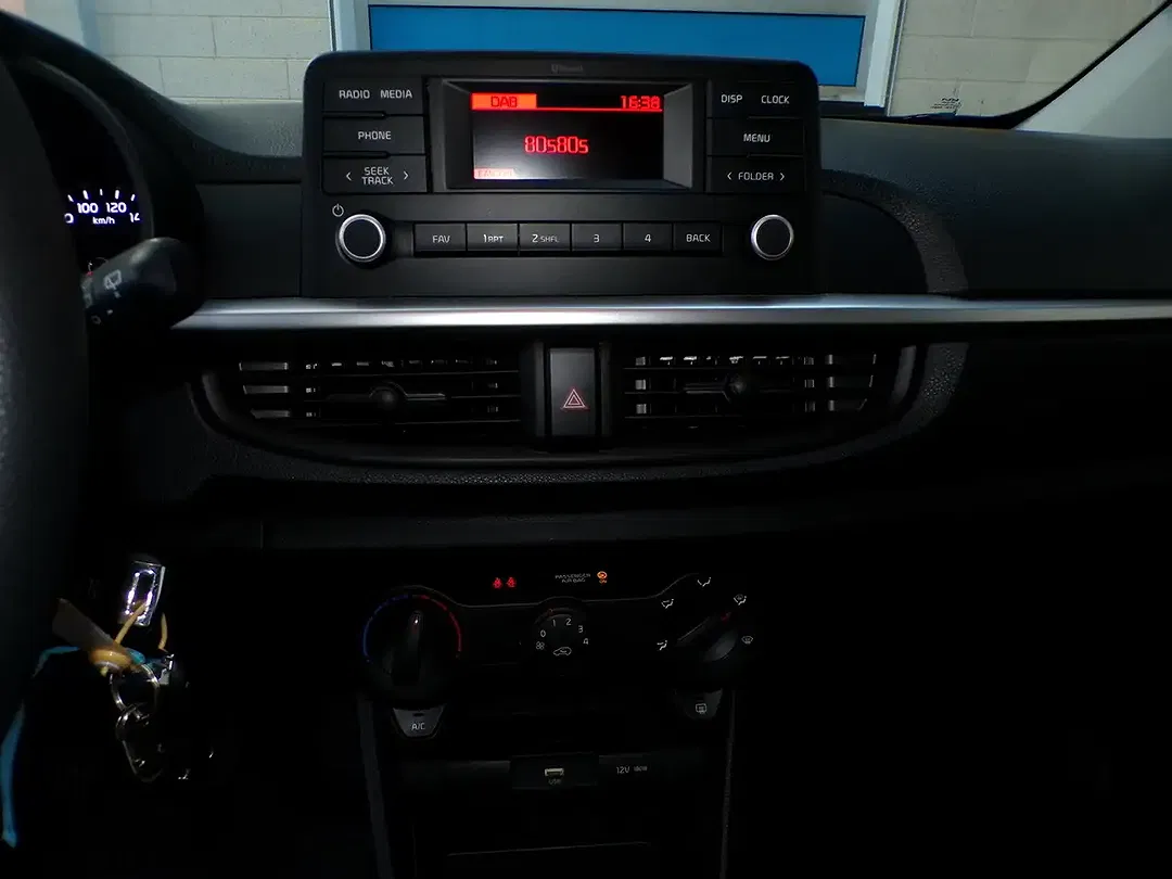 Kia Picanto - Thumbnail 6