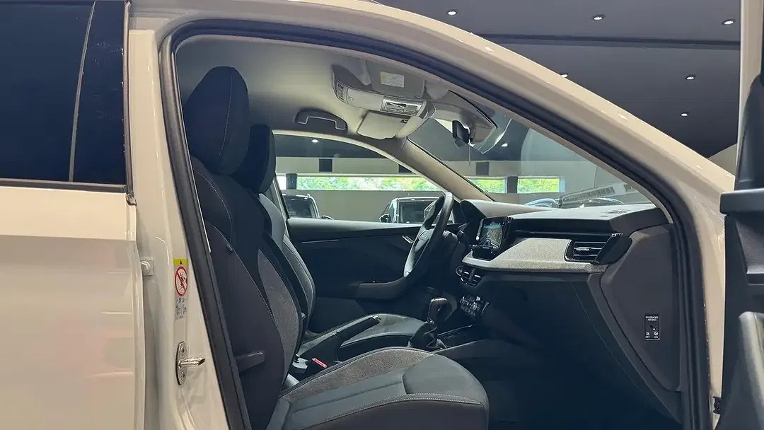 Skoda Kamiq 1.0 TSI - Thumbnail 13