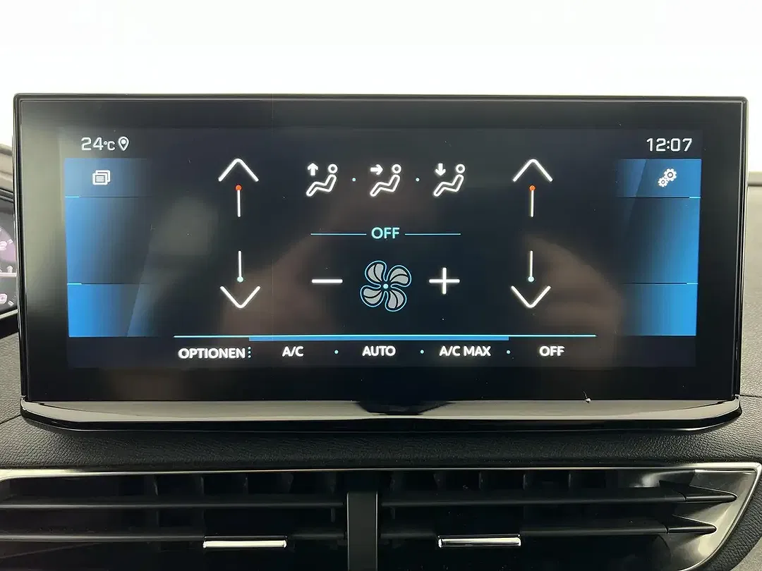 Peugeot 3008 GT - Thumbnail 14