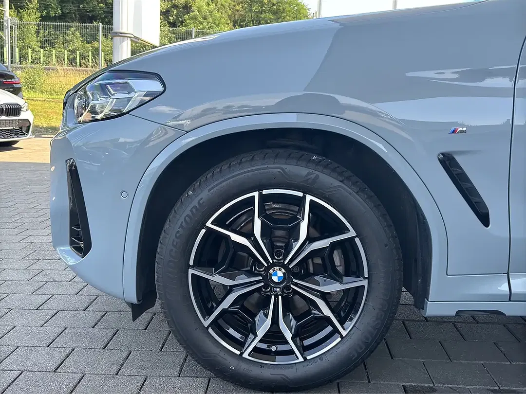 BMW X4 xDrive M Sport - foto 1