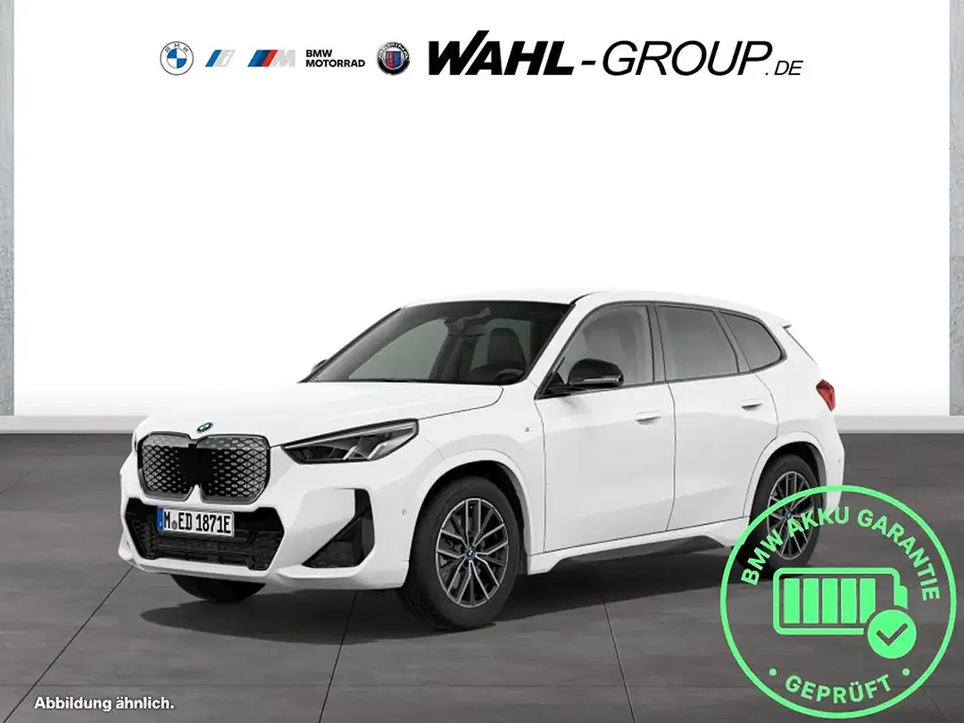 BMW iX1 xDrive M - foto 1