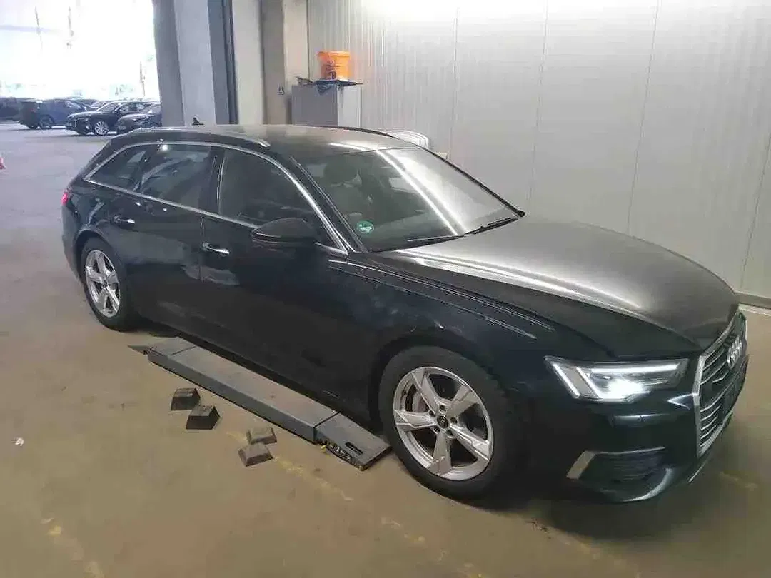 Audi A6 45 TFSI Matrix LED Avant - Thumbnail 3