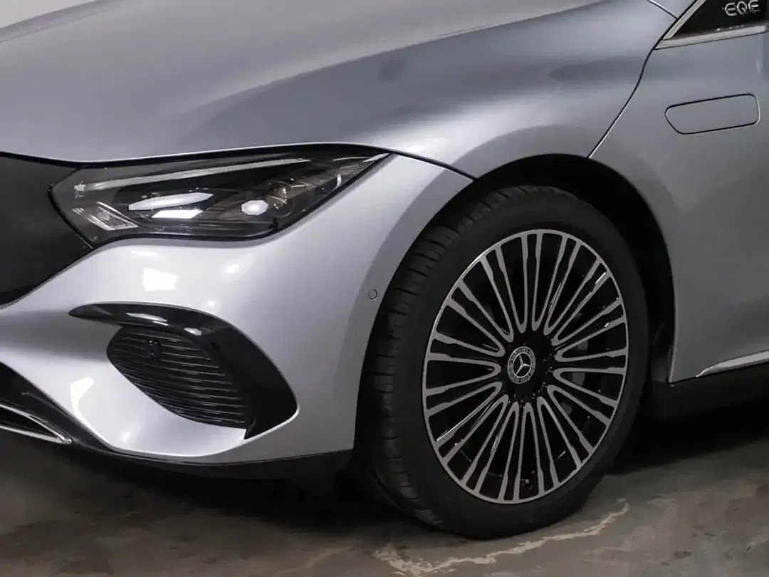 Mercedes-Benz EQE 300 EQ Burmester Premium - Thumbnail 4