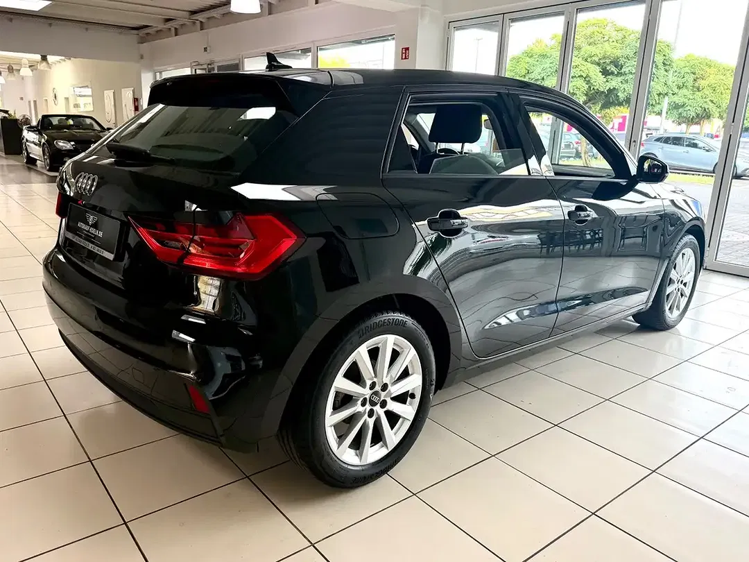 Audi A1 30 TFSI AUT Sportback - Thumbnail 4