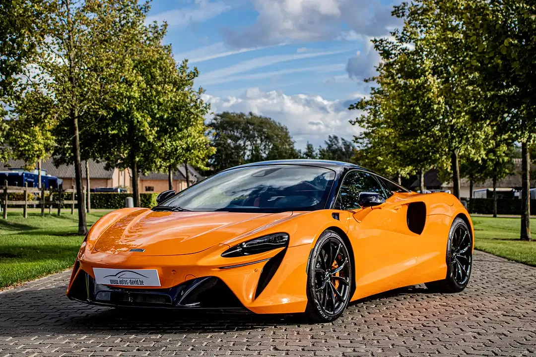 McLaren Artura V6 - Thumbnail 10