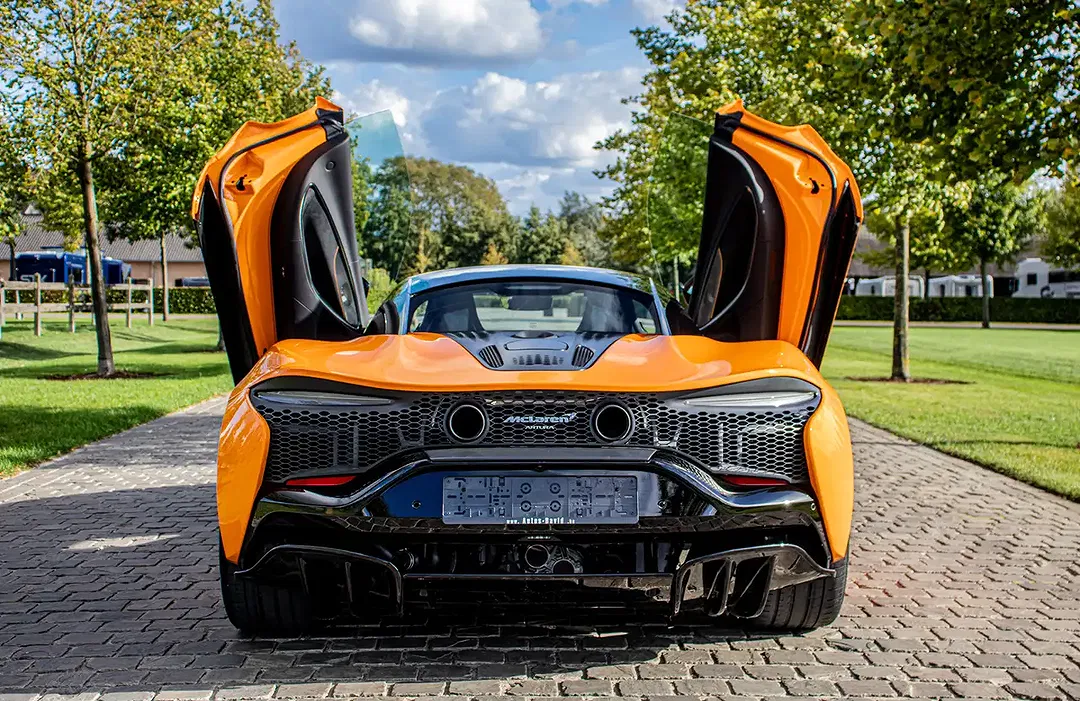 McLaren Artura V6 - Thumbnail 14