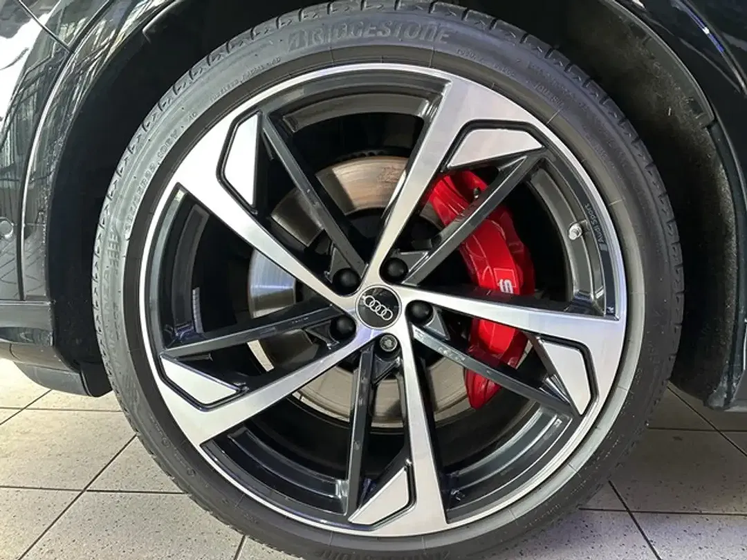 Audi SQ7 4.0 TFSI quattro competition plus - Thumbnail 14