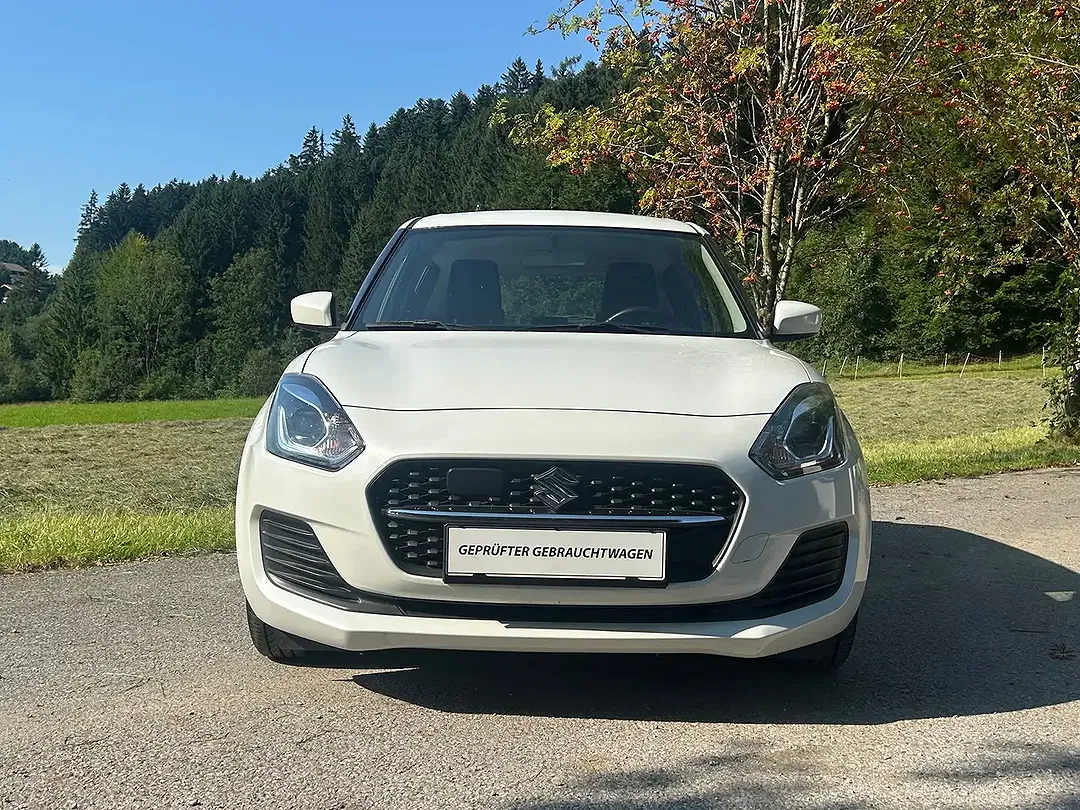 Suzuki Swift - foto 2