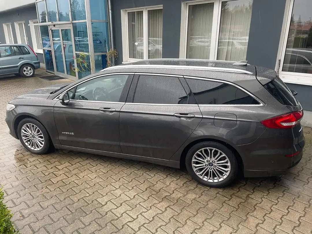 Ford Mondeo MHEV Titanium - Thumbnail 5
