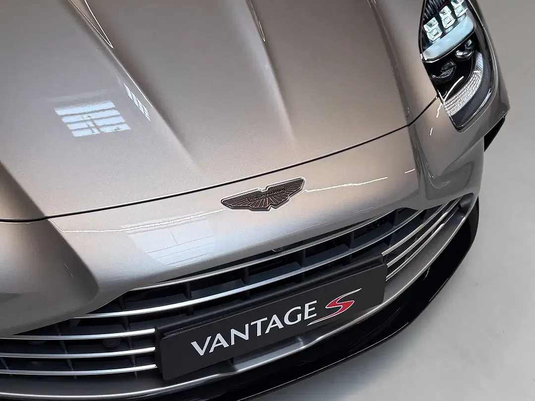 Aston Martin Vantage S Coupe - Thumbnail 10