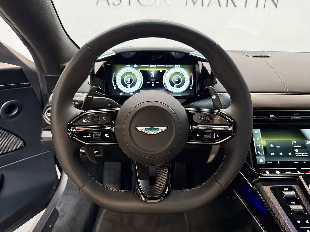 Aston Martin Vantage S Coupe - Thumbnail 13