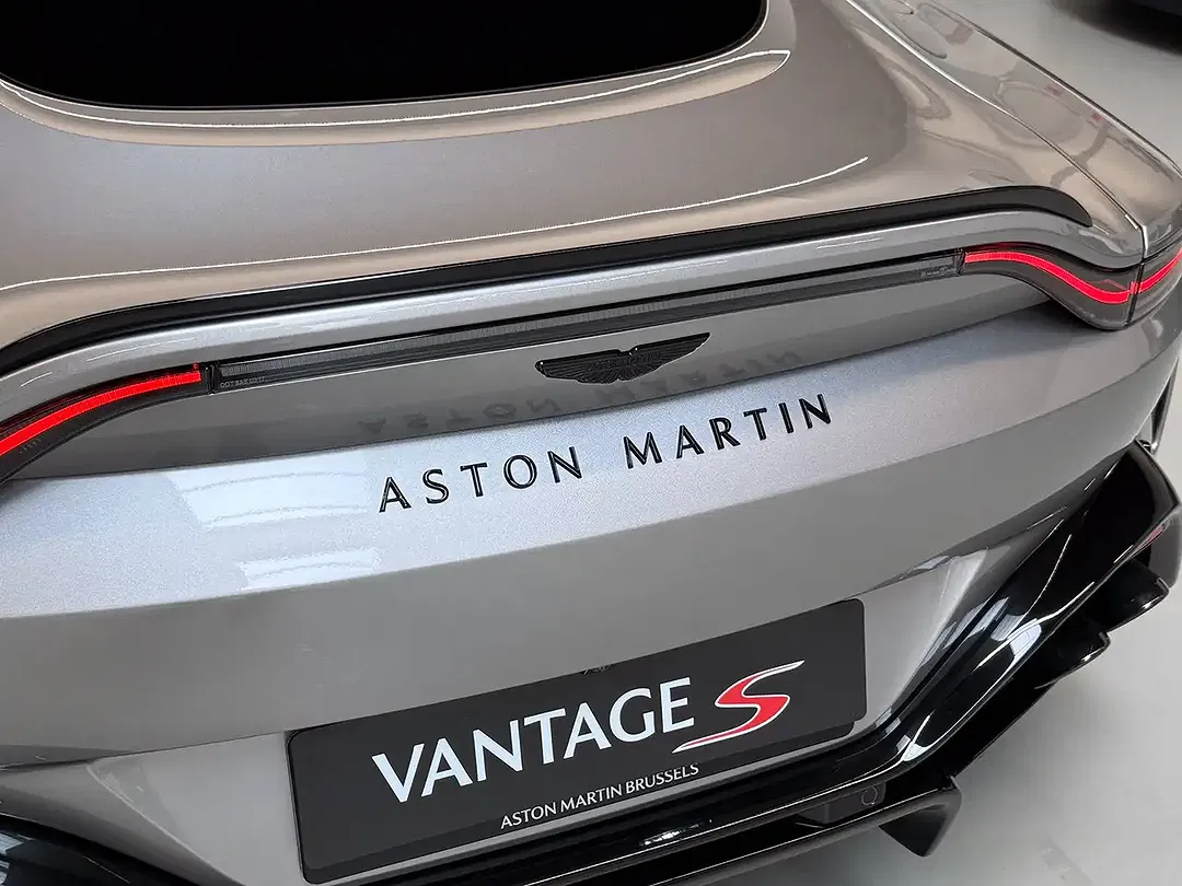 Aston Martin Vantage S Coupe - foto 15