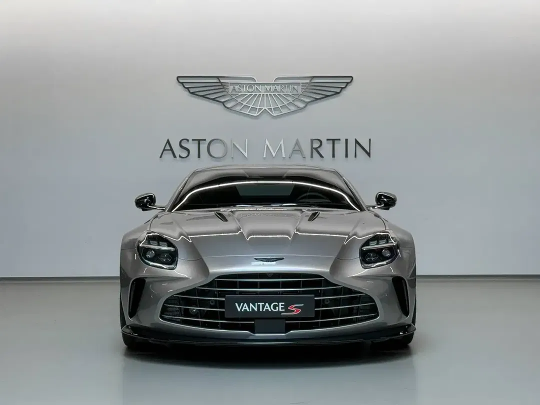 Aston Martin Vantage S Coupe - Thumbnail 6