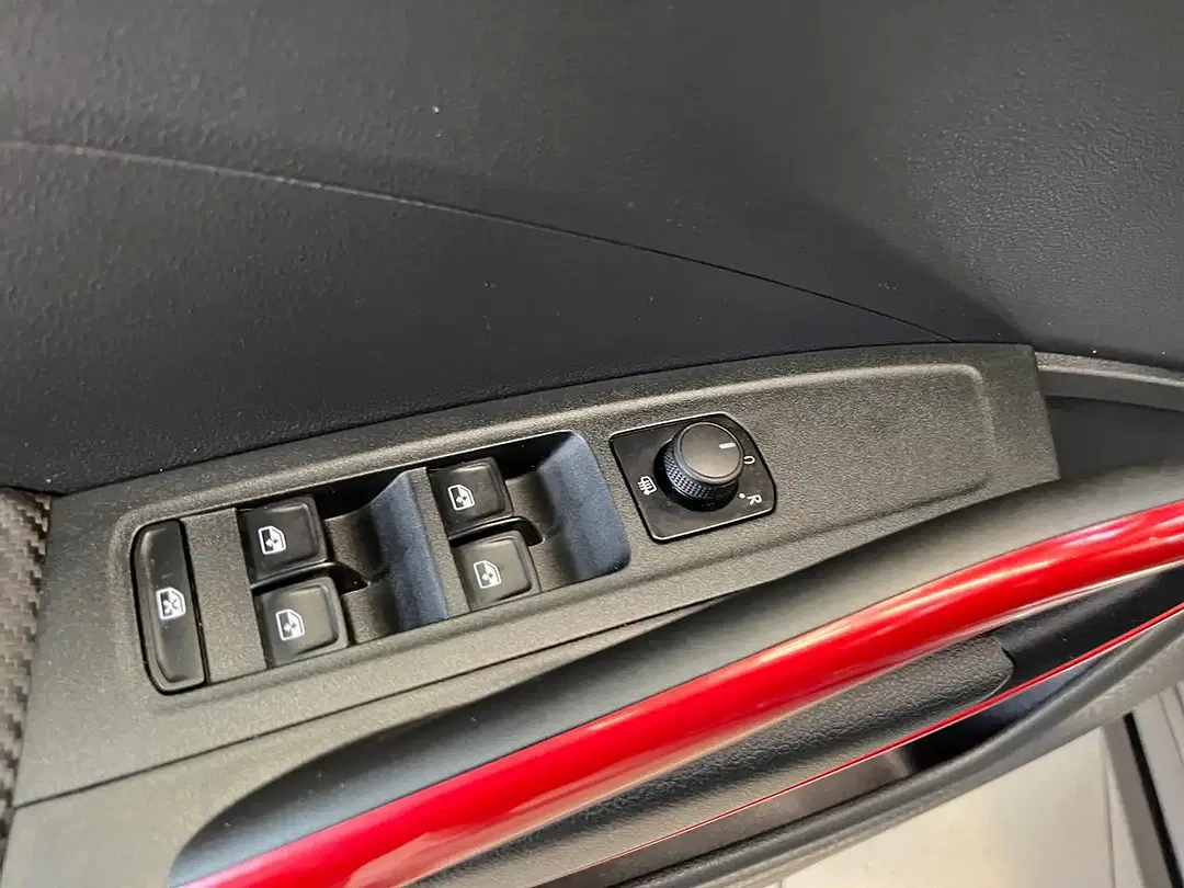 Skoda Fabia 1.0 TSI DSG Monte Carlo - Thumbnail 18