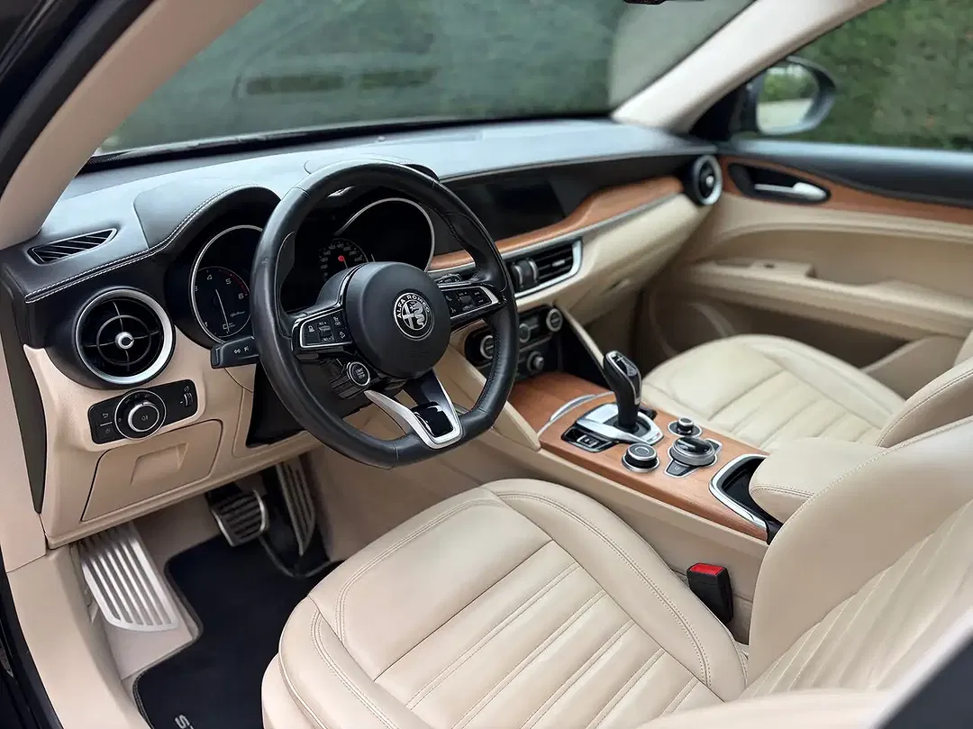 Alfa Romeo Stelvio 2.2 Super - Thumbnail 12