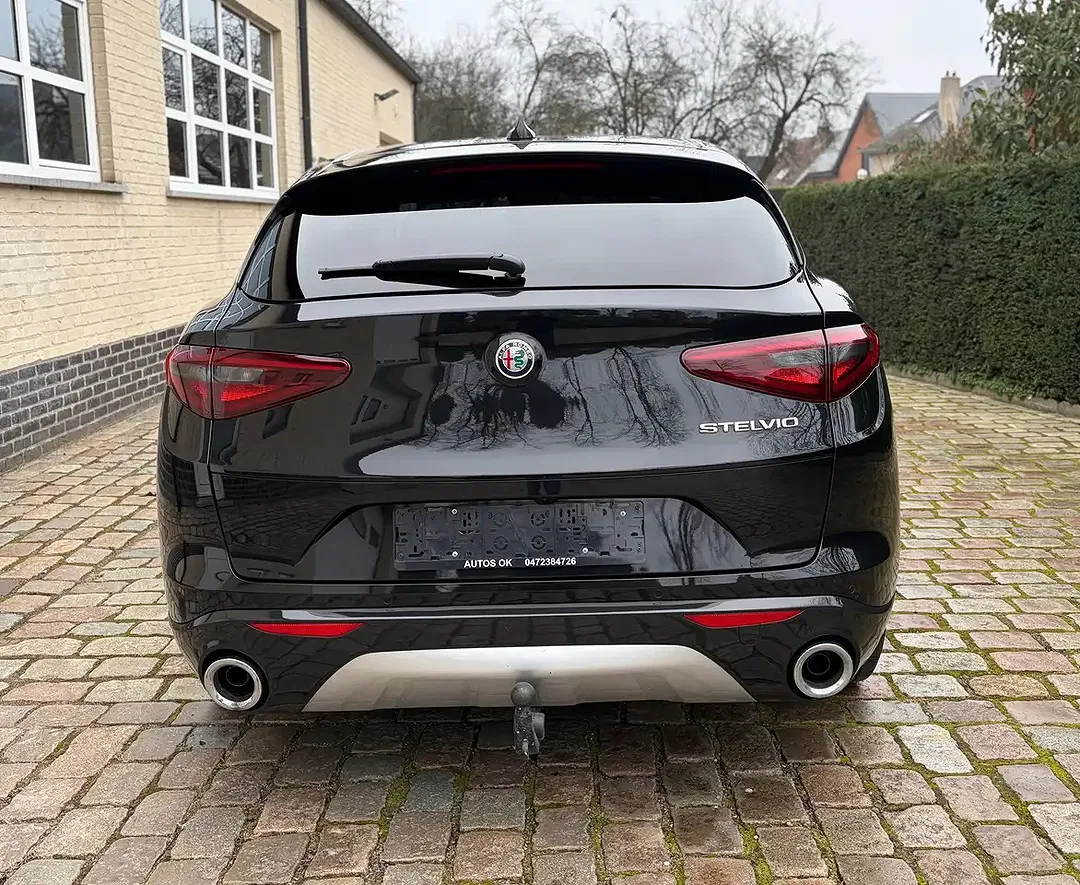 Alfa Romeo Stelvio 2.2 Super - Thumbnail 5