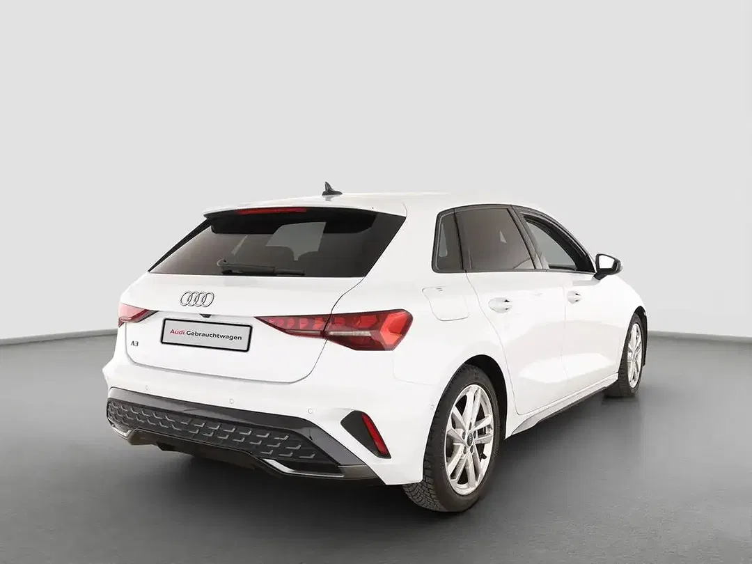 Audi A3 35 TFSI S tronic Sportback S line - Thumbnail 2
