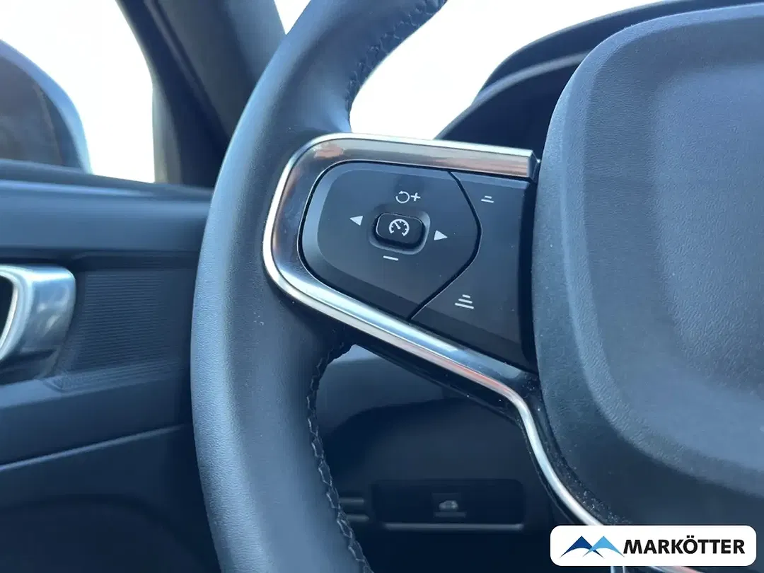 Volvo XC40 Recharge Plus - Thumbnail 15