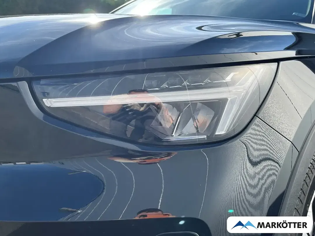 Volvo XC40 Recharge Plus - Thumbnail 8