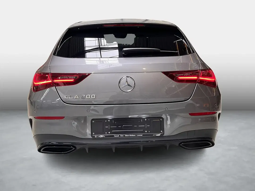 Mercedes-Benz CLA 200 AMG Line - Thumbnail 5