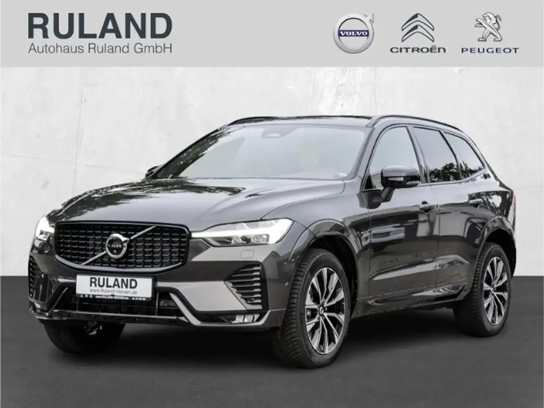 Volvo XC60 B4 Plus Dark - Thumbnail 1