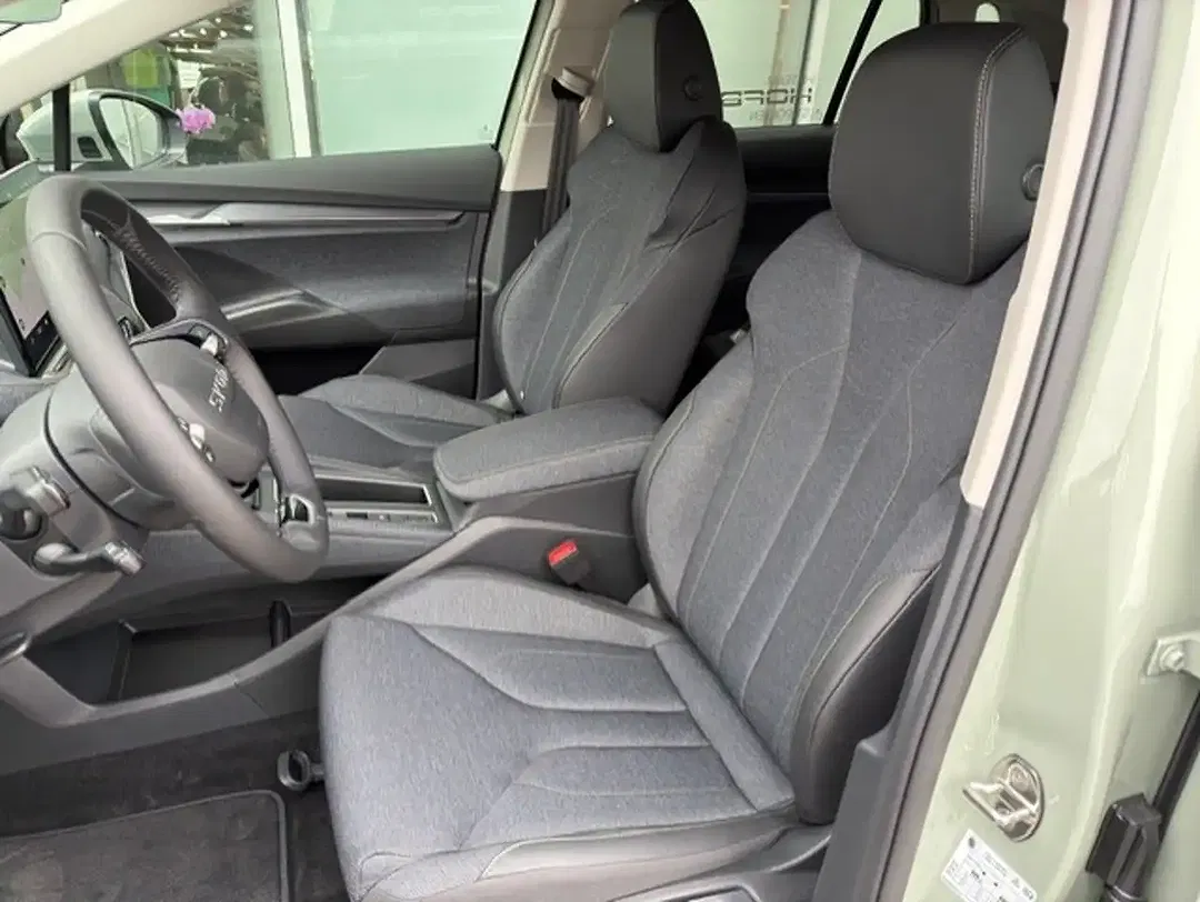 Skoda Elroq 50 - Thumbnail 5