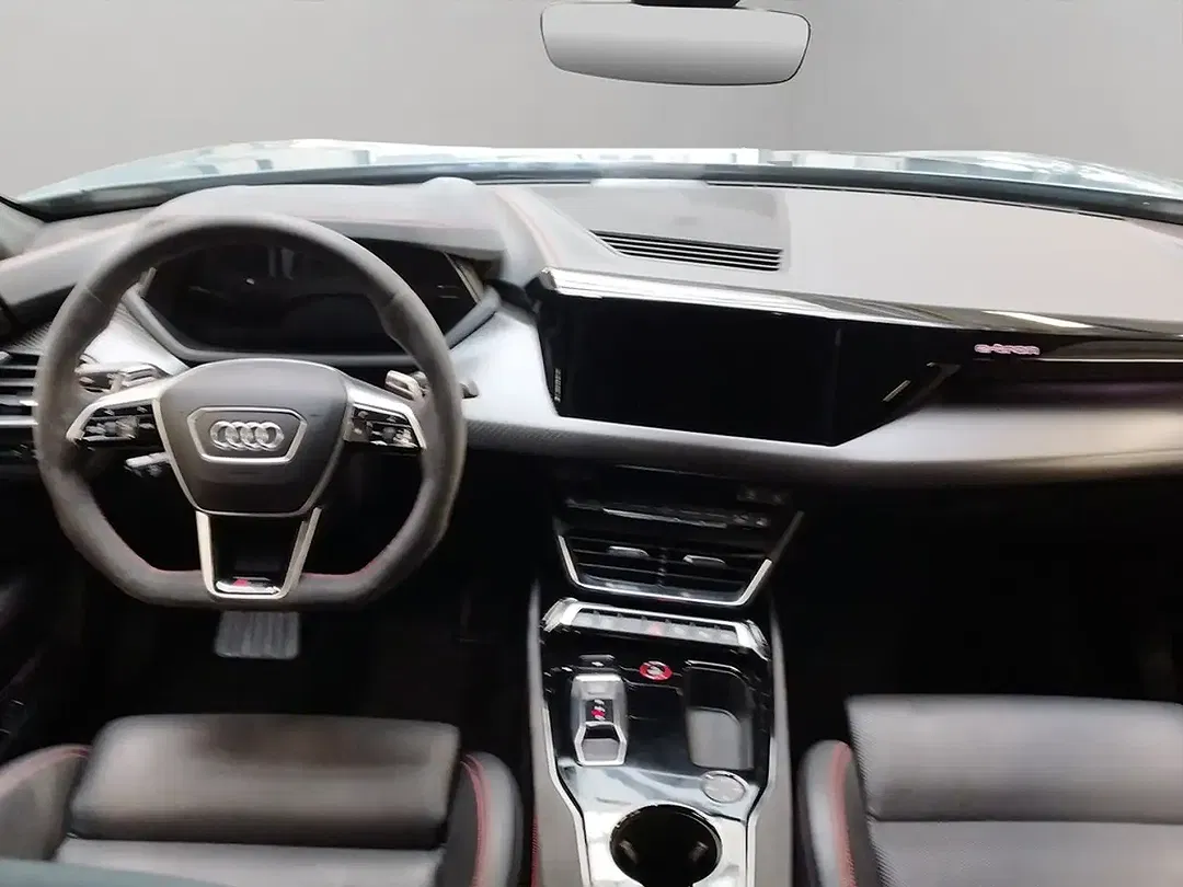 Audi RS e-tron GT Matrix LED - Thumbnail 10