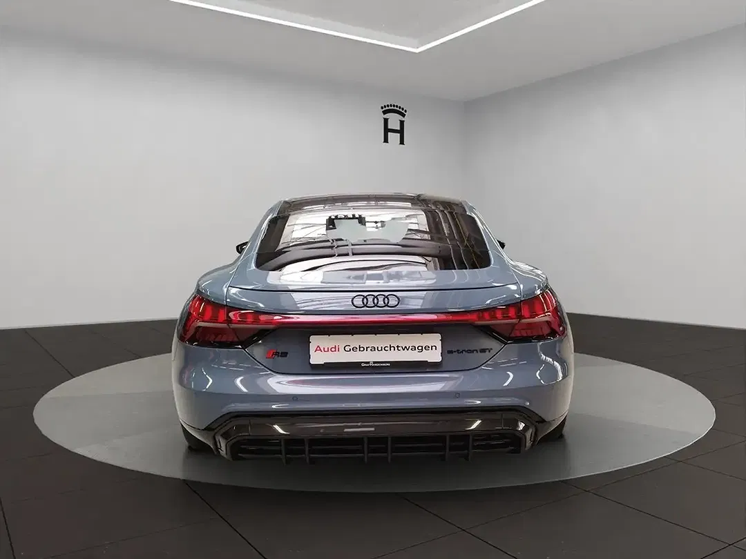 Audi RS e-tron GT Matrix LED - Thumbnail 3
