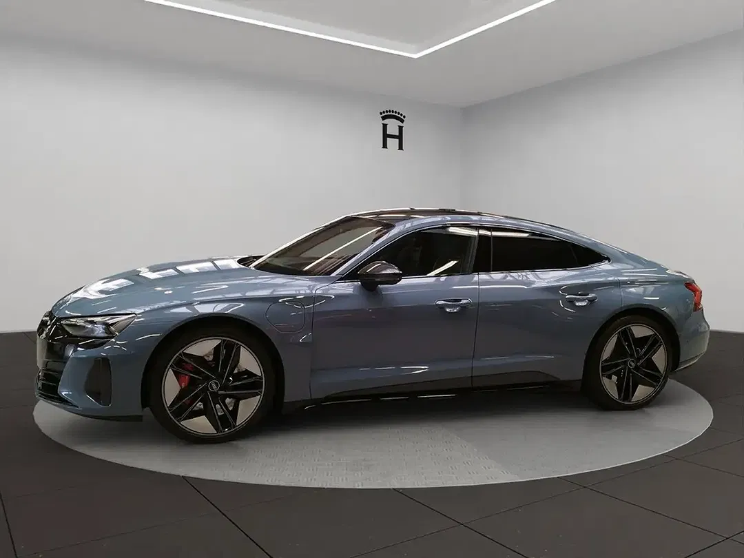 Audi RS e-tron GT Matrix LED - Thumbnail 4