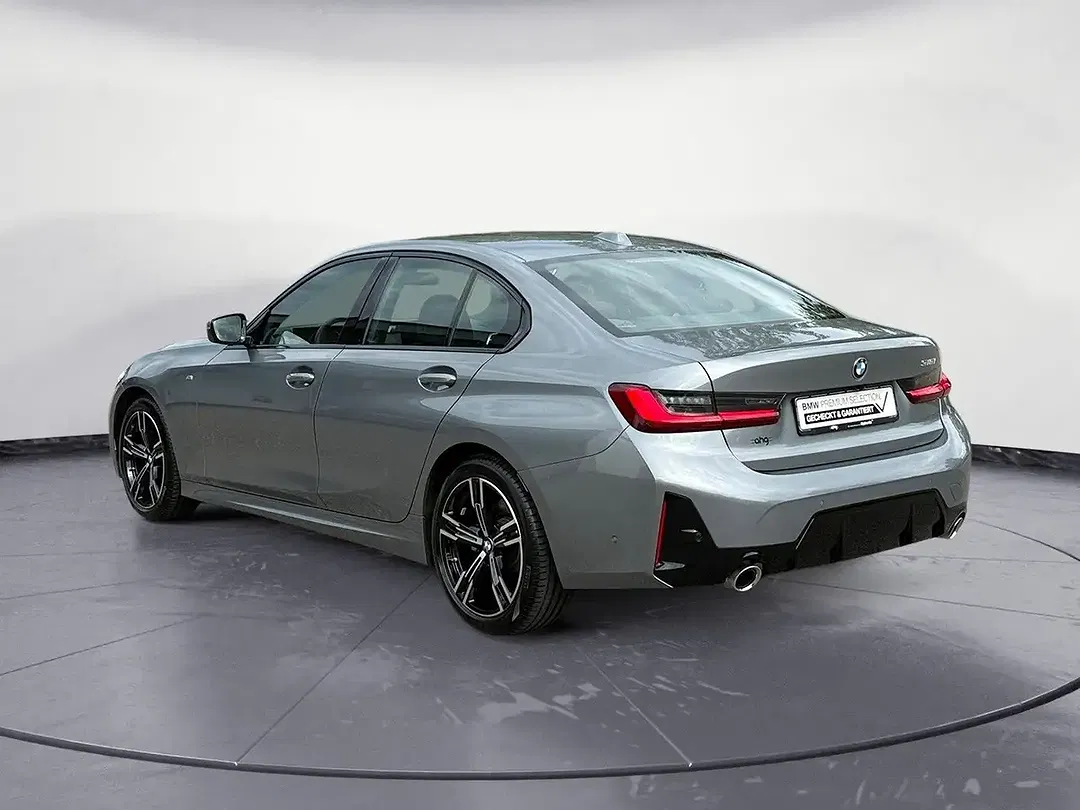 BMW 318 M Sport - Thumbnail 3