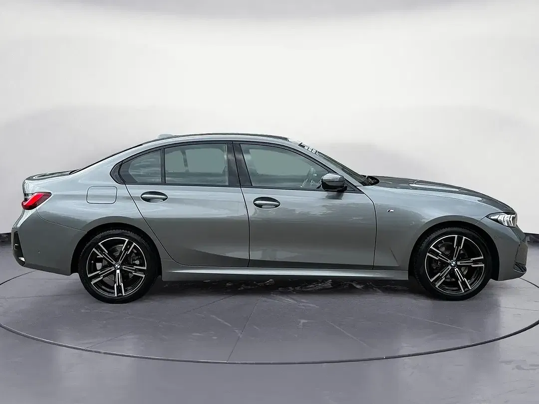 BMW 318 M Sport - Thumbnail 5