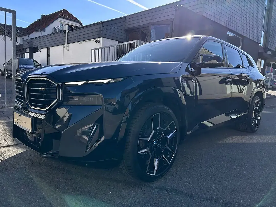 BMW XM - foto 1