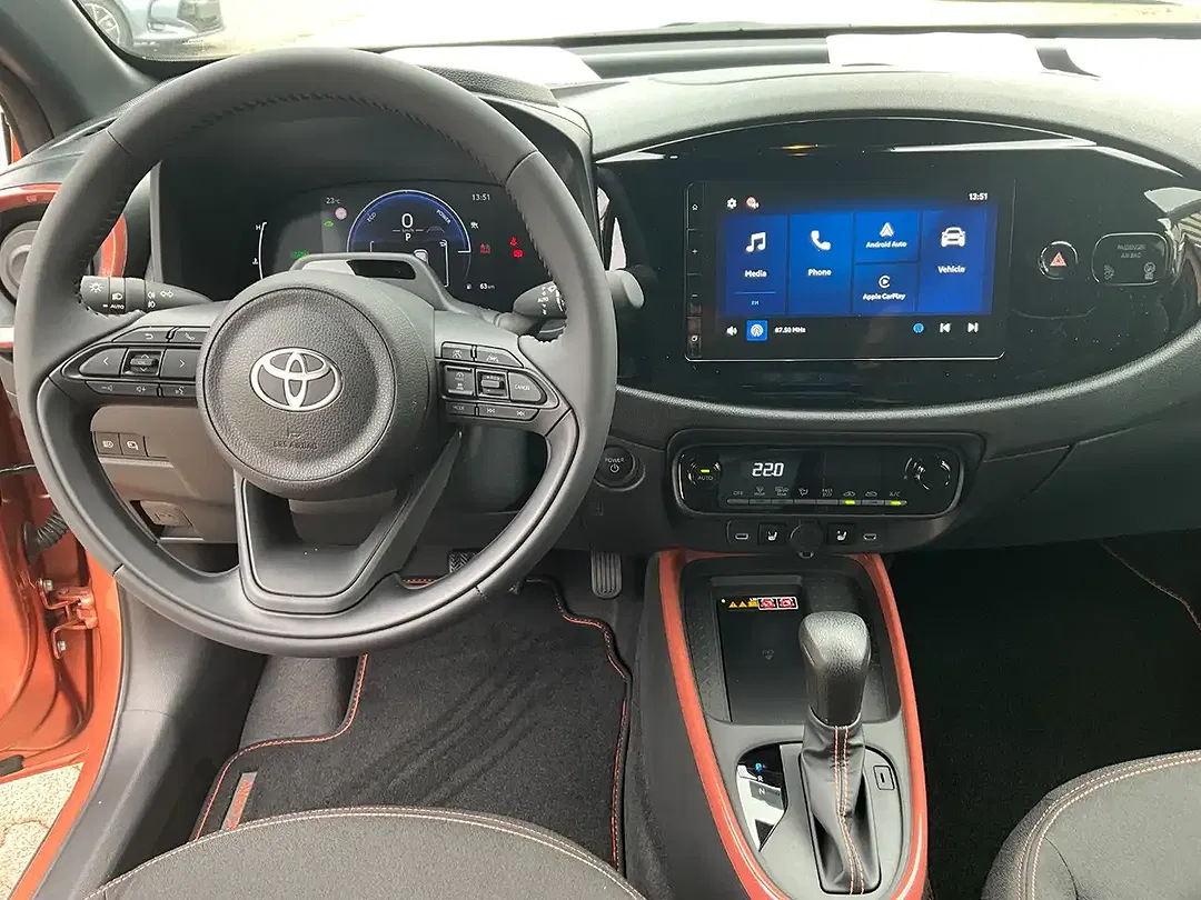 Toyota Aygo X 1.5 Hybrid Teamplayer - Thumbnail 11