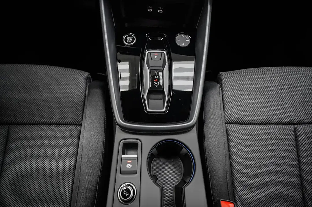 Audi A3 40 TFSI S tronic quattro S line - Thumbnail 12