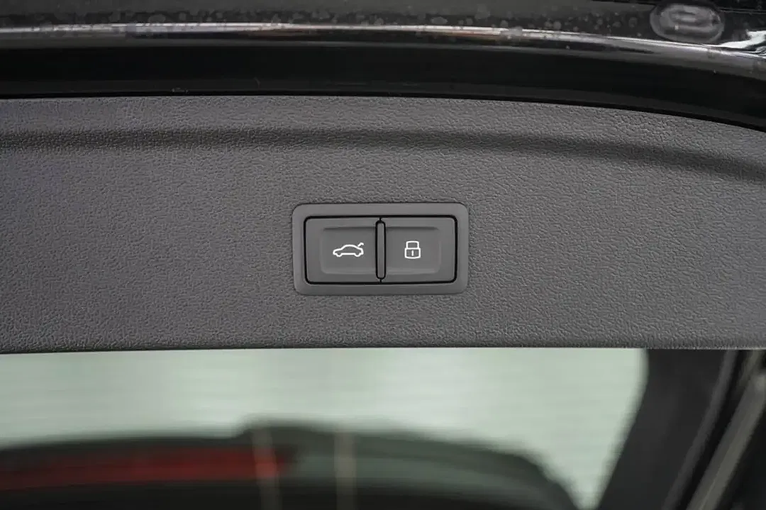Audi A3 40 TFSI S tronic quattro S line - Thumbnail 19