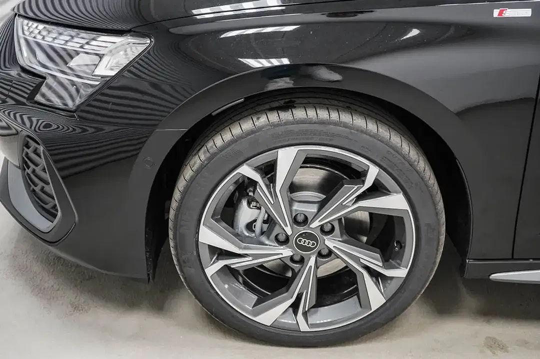 Audi A3 40 TFSI S tronic quattro S line - Thumbnail 5