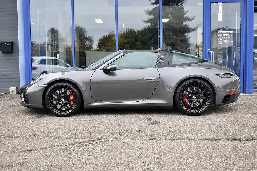 Porsche 911 S/T Targa 4 GTS - Thumbnail 8