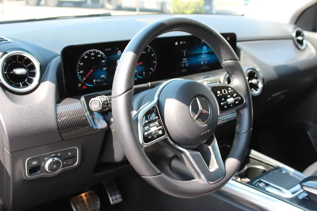 Mercedes-Benz GLA 200 7G-DCT MBUX - Thumbnail 14