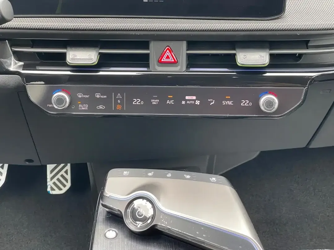 Kia EV6 84 kWh AWD GT - Thumbnail 12
