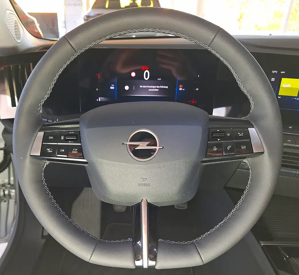 Opel Astra Elegance - Thumbnail 11