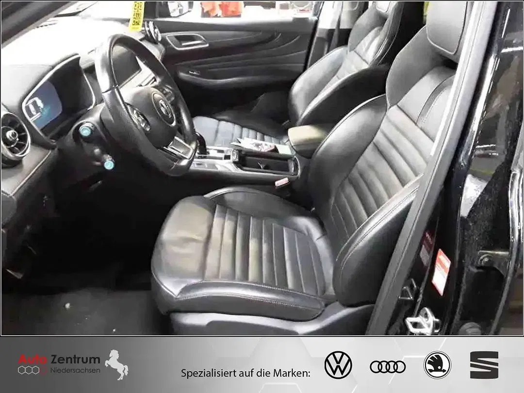 MG EHS PHEV Luxury - Thumbnail 8