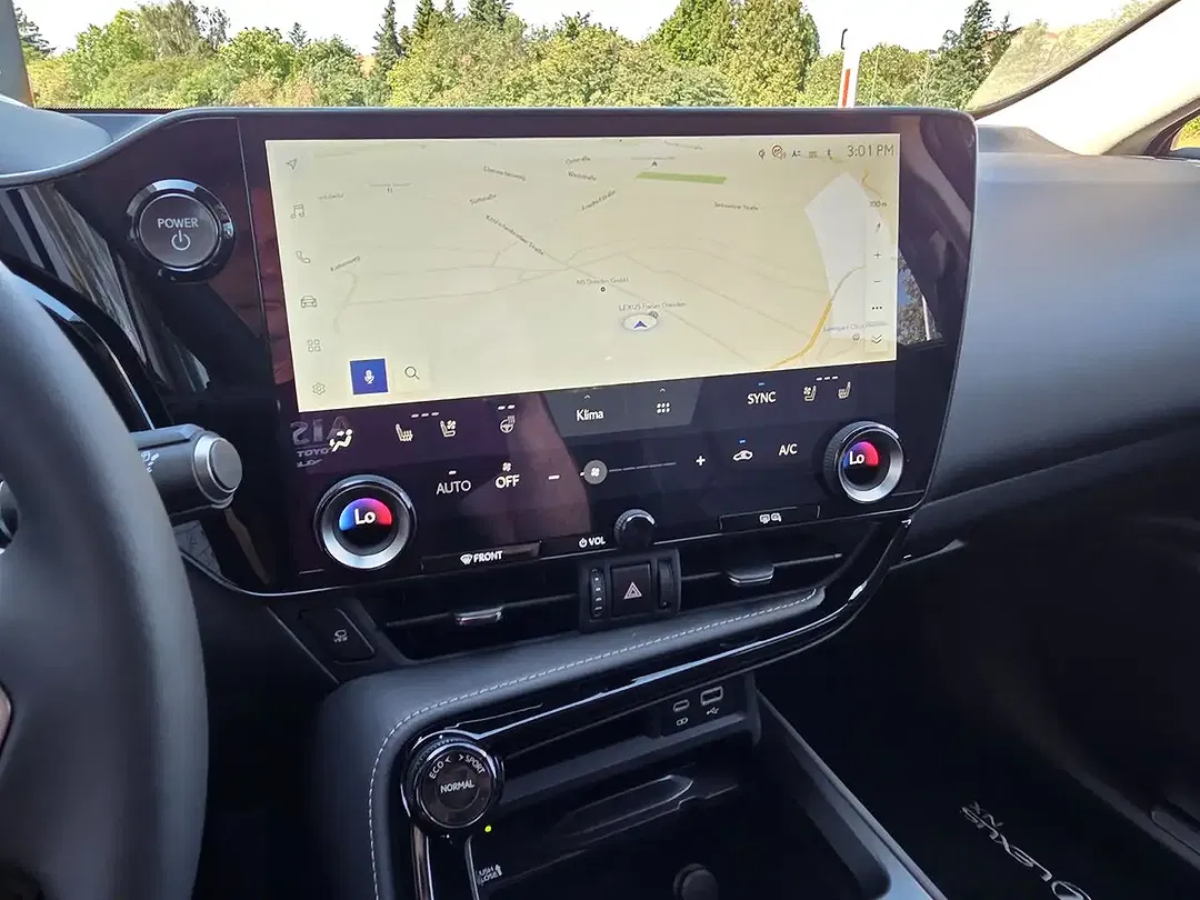 Lexus NX 450h+ E-FOUR Executive - Thumbnail 13