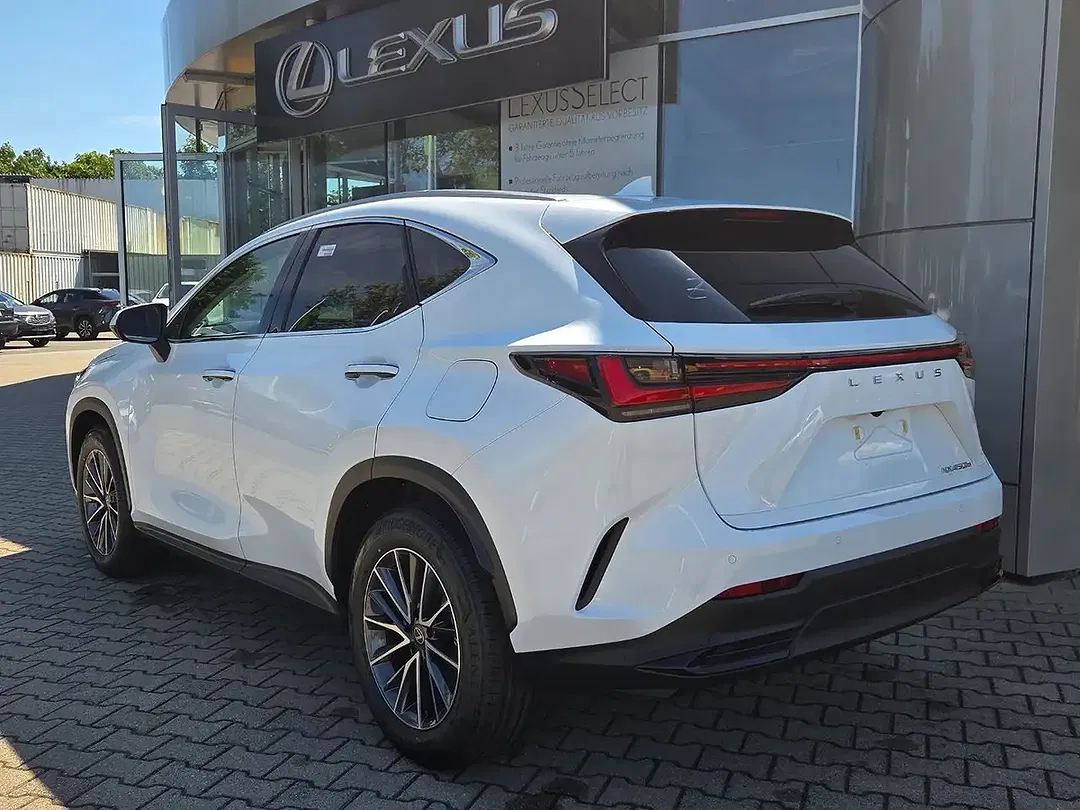 Lexus NX 450h+ E-FOUR Executive - Thumbnail 5