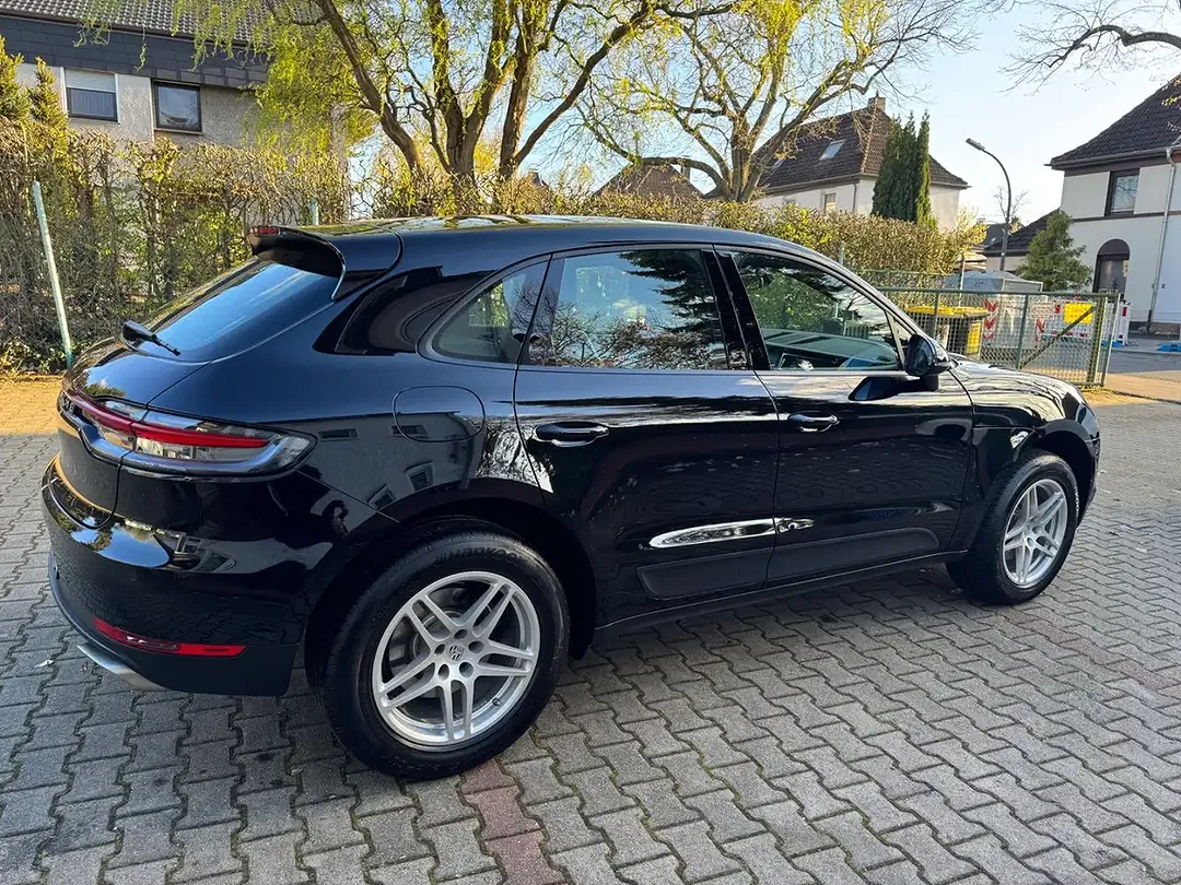 Porsche Macan - Thumbnail 11