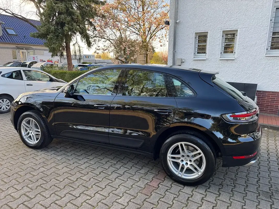Porsche Macan - Thumbnail 9