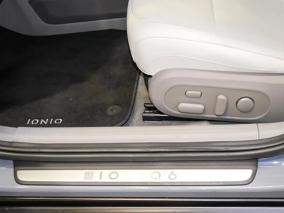 Hyundai IONIQ 6 UNIQ - Thumbnail 22