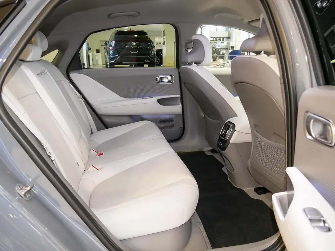 Hyundai IONIQ 6 UNIQ - Thumbnail 8