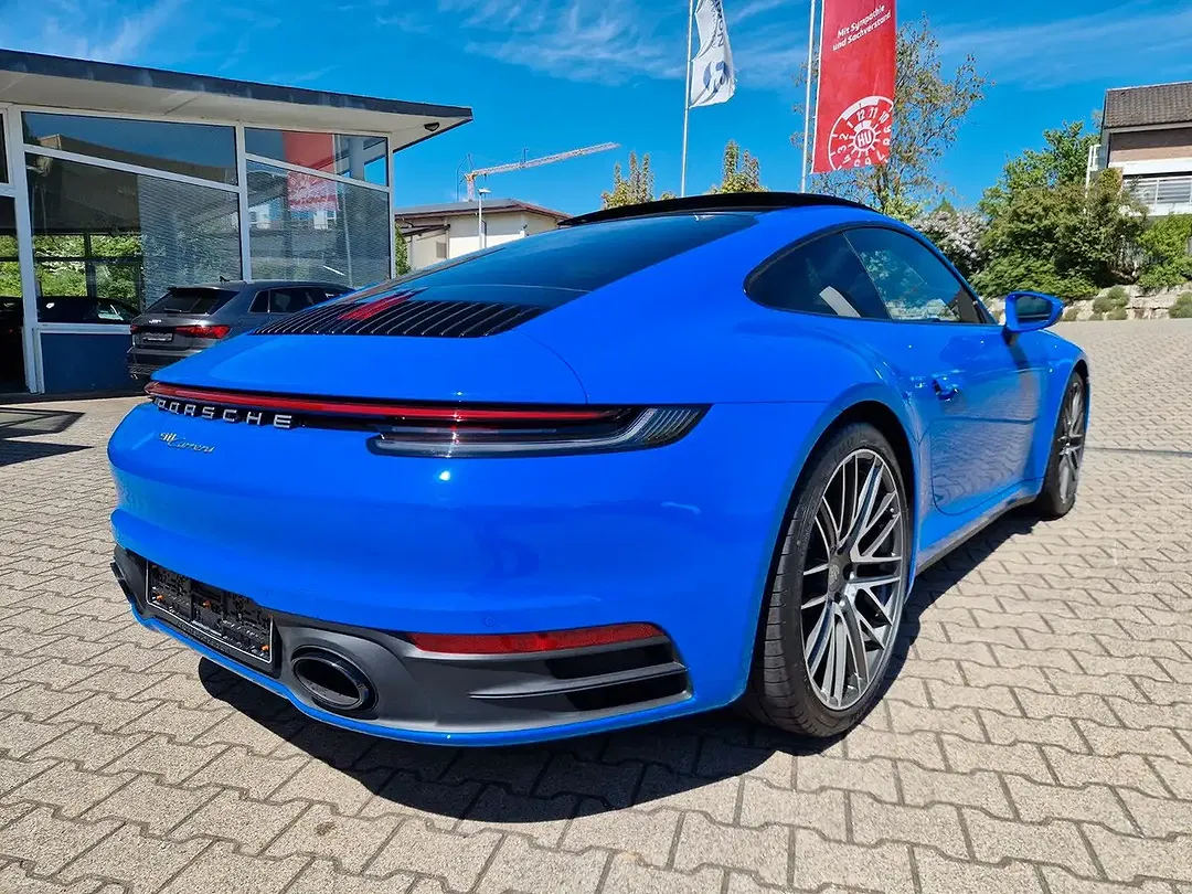 Porsche 992 Carrera - Thumbnail 6