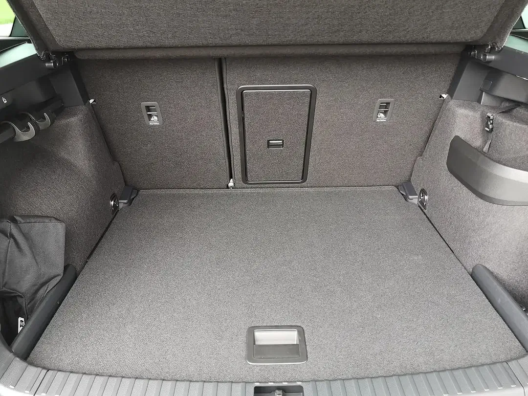 Skoda Karoq 1.5 TSI DSG Sportline - Thumbnail 10