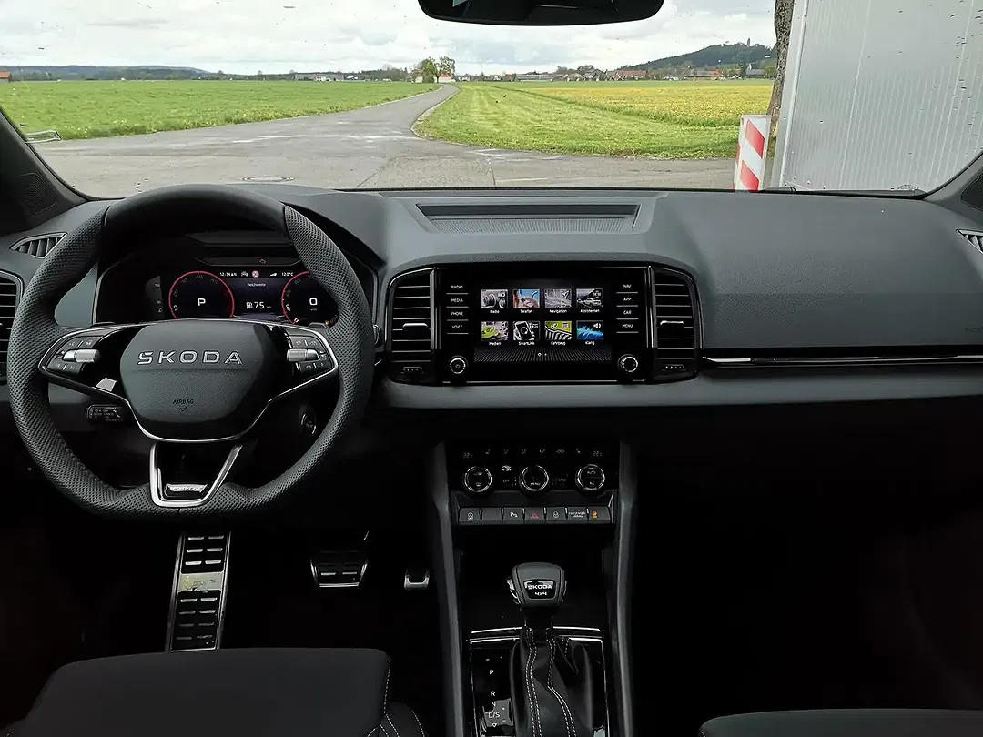 Skoda Karoq 1.5 TSI DSG Sportline - Thumbnail 7